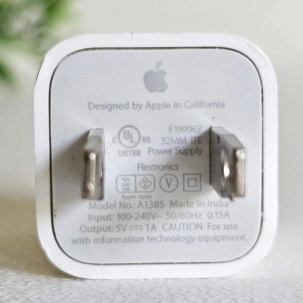 Apple 5W USB Power Adapter A1385 – Genuine iPhone Wall Charger